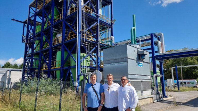 September 2021 - Belišće, Croatia - Our CEO David Palumbo and CTO, Dr. Yoel Alemán, were in Croatia, visiting our two upcoming biomass waste-to-energy projects and spending time with MD of our Croatian JV. Here's the team at Belišće Market Development Centre with local consultant engineer as we target operations in H2 2022.